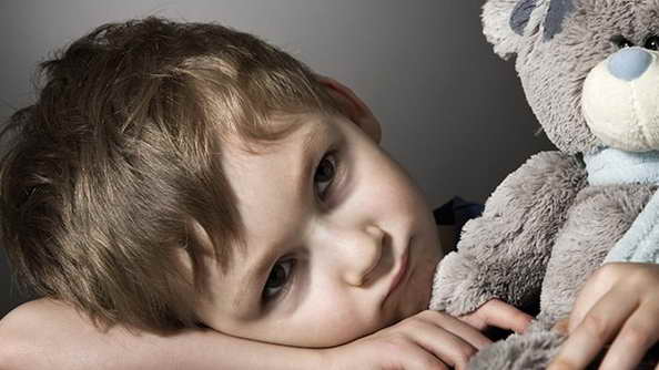 男孩子在青春期出現遺精後怎麼做?-情愛百科