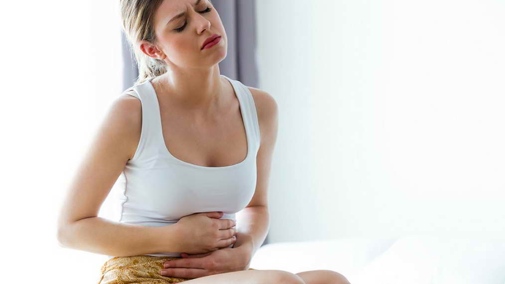 含苞未放時的“冒險”：青春期少女該懂的親密必修課，別讓好奇撞上風險-情愛百科